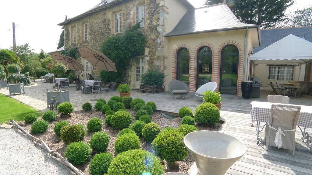 Bed and Breakfast Les Demeures De Marie Pacé Exterior foto